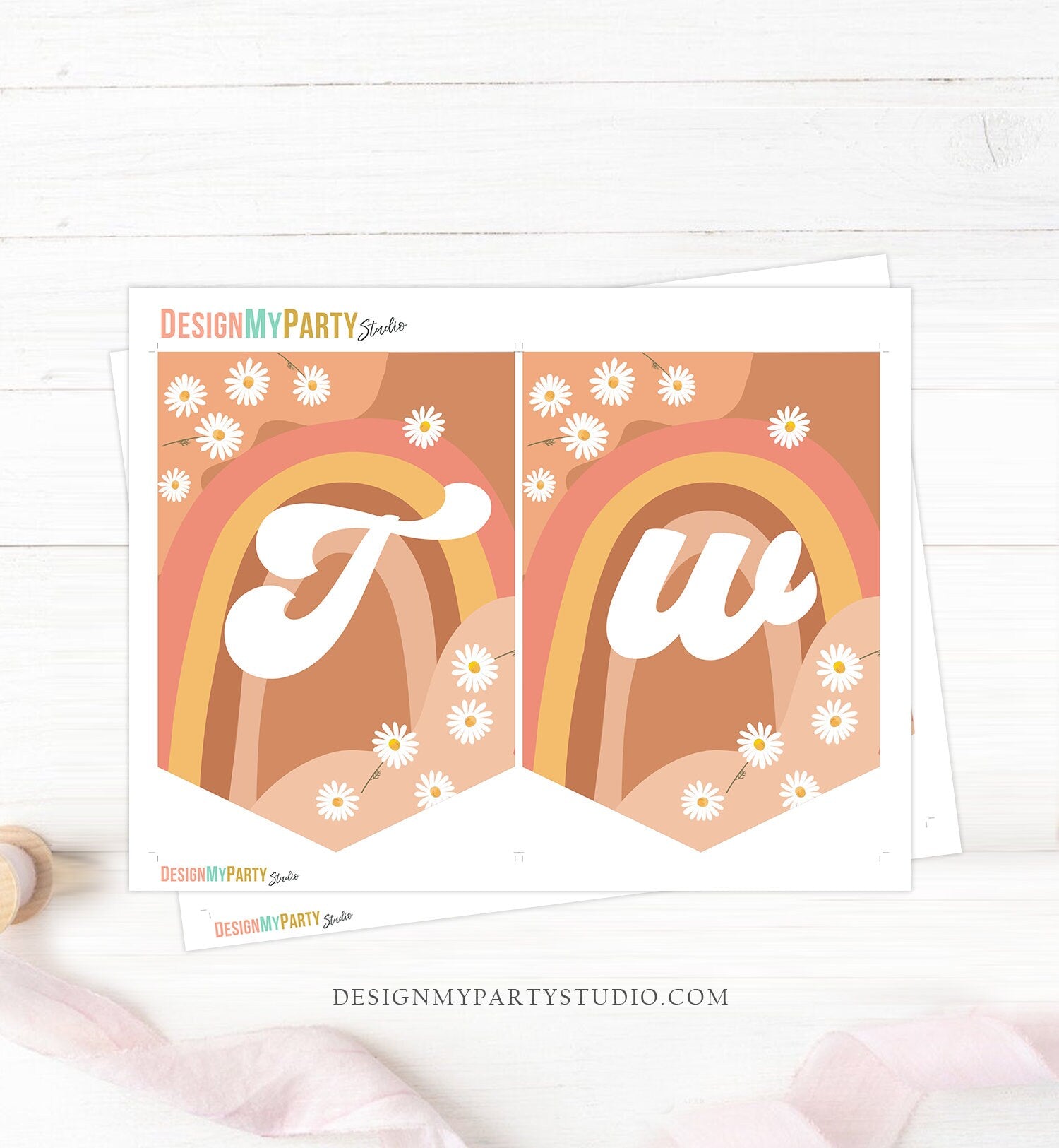 Retro Daisy High Chair Banner Two Groovy Birthday Party 2nd Birthday Festival Second Hippie 70s Two Floral Boho Decor Digital Printable 0428