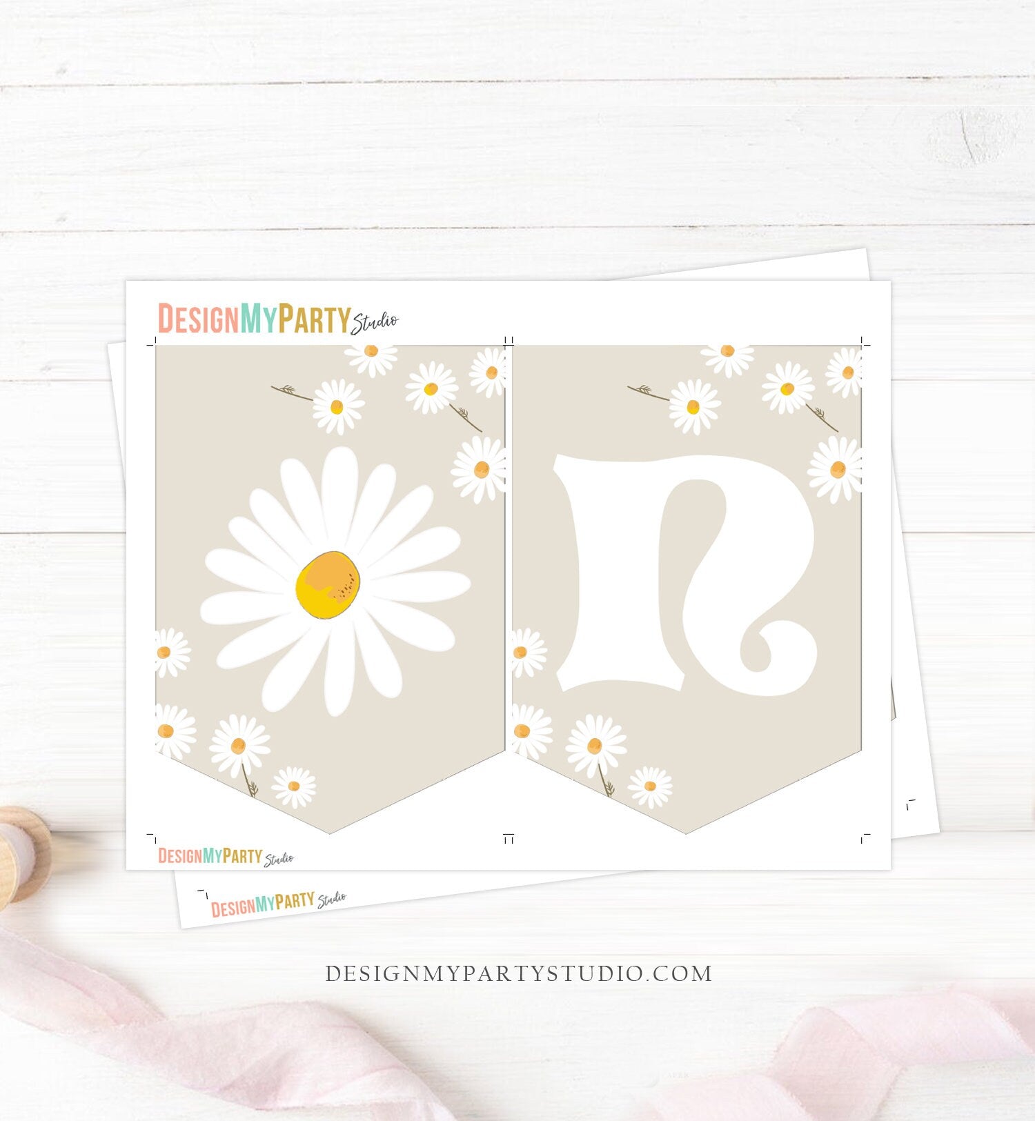 Daisy High Chair Banner Daisy Party Girl 1st First Birthday Beige Gender Neutral Chair Banner ONE Floral Boho Decor PRINTABLE Digital 0410