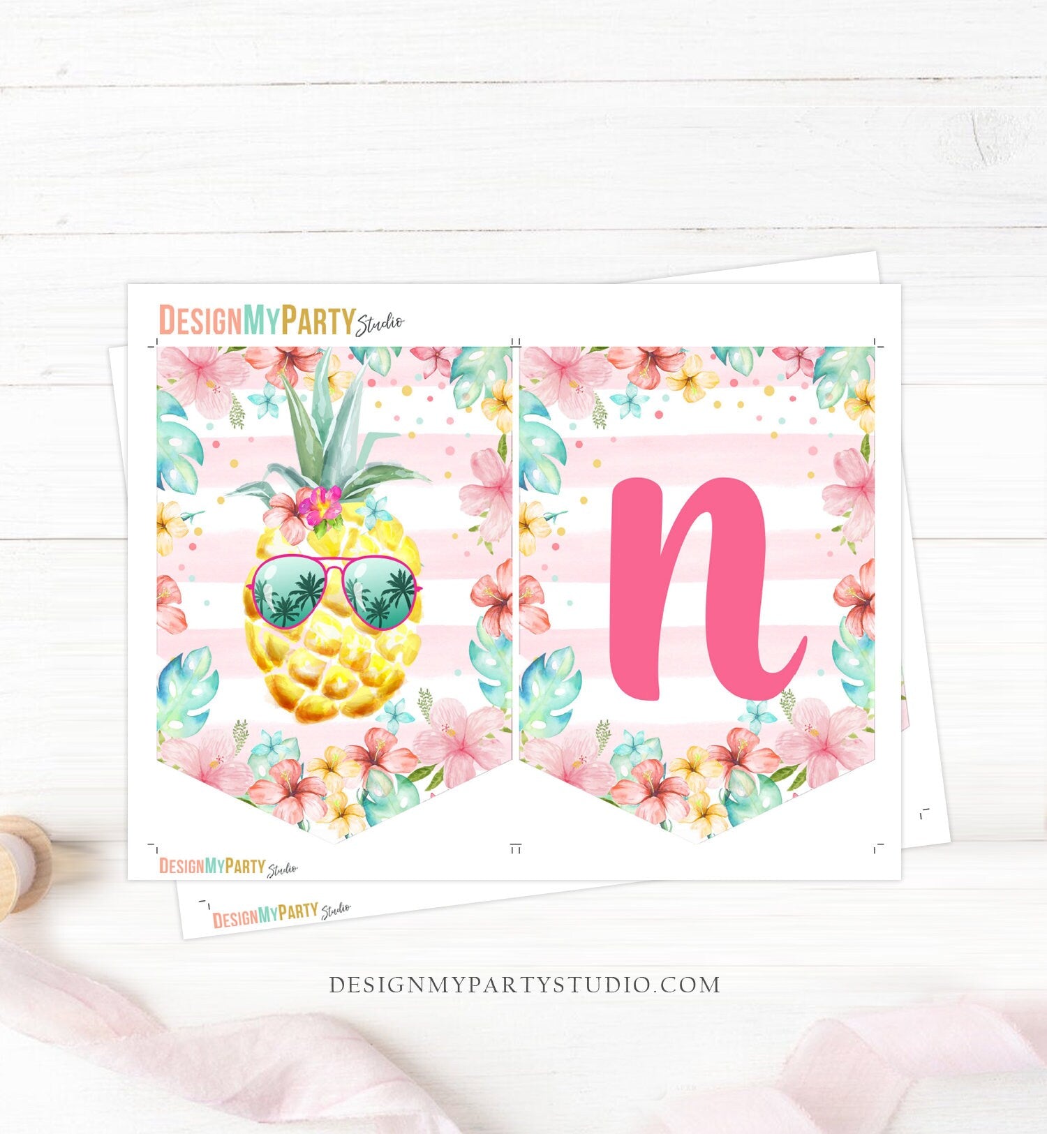 Pineapple High Chair Banner Hawaiian Luau 1st First Birthday High Chair ONE Banner Party Decor Tropical Girl Luau Digital Printable 0391