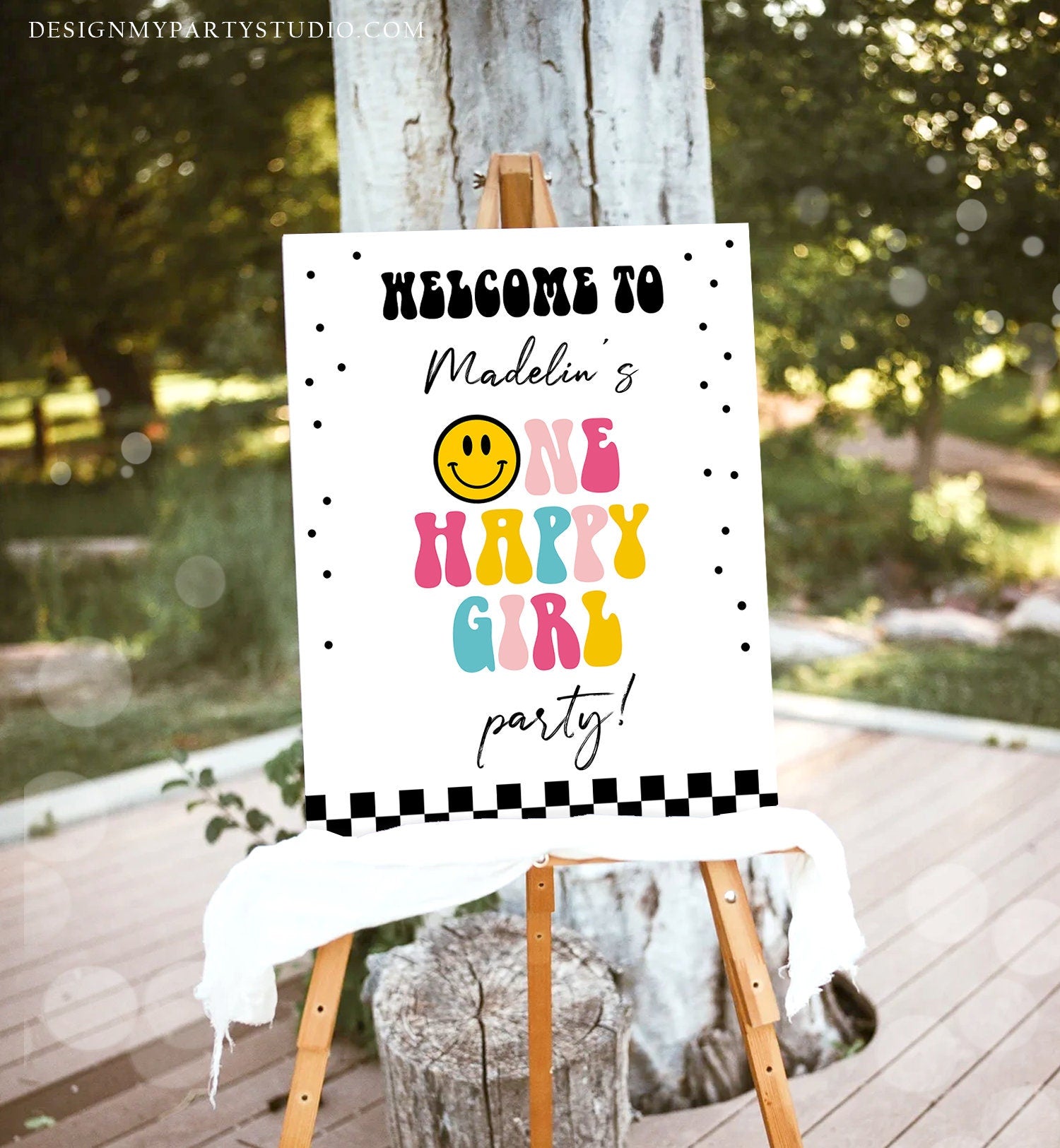 Editable Smiley Face Welcome Sign One Happy Girl Birthday Welcome Poster Girl 1st Birthday Checkered Decor Template Corjl PRINTABLE 0456