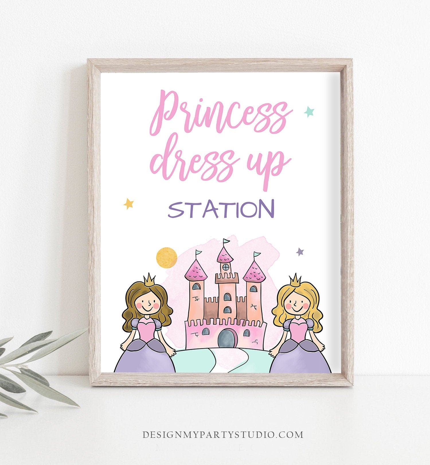 princess dress up station The Amazon find the playroom needed