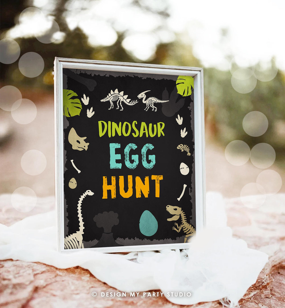 Dinosaur Egg Hunt Sign Table Decor Dino Egg Sign Prehistoric Fossil Party Boy Green Favor Table Jungle Dino Party Sign T-Rex Printable 0269